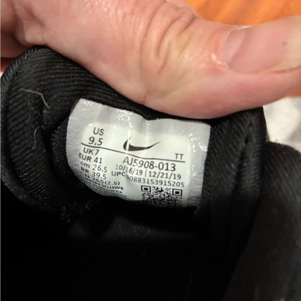 Nike Women's Flex Experience8 Running Shoe Size 9.5 Black Gray Sneaker Low Top - Picture 4 of 5